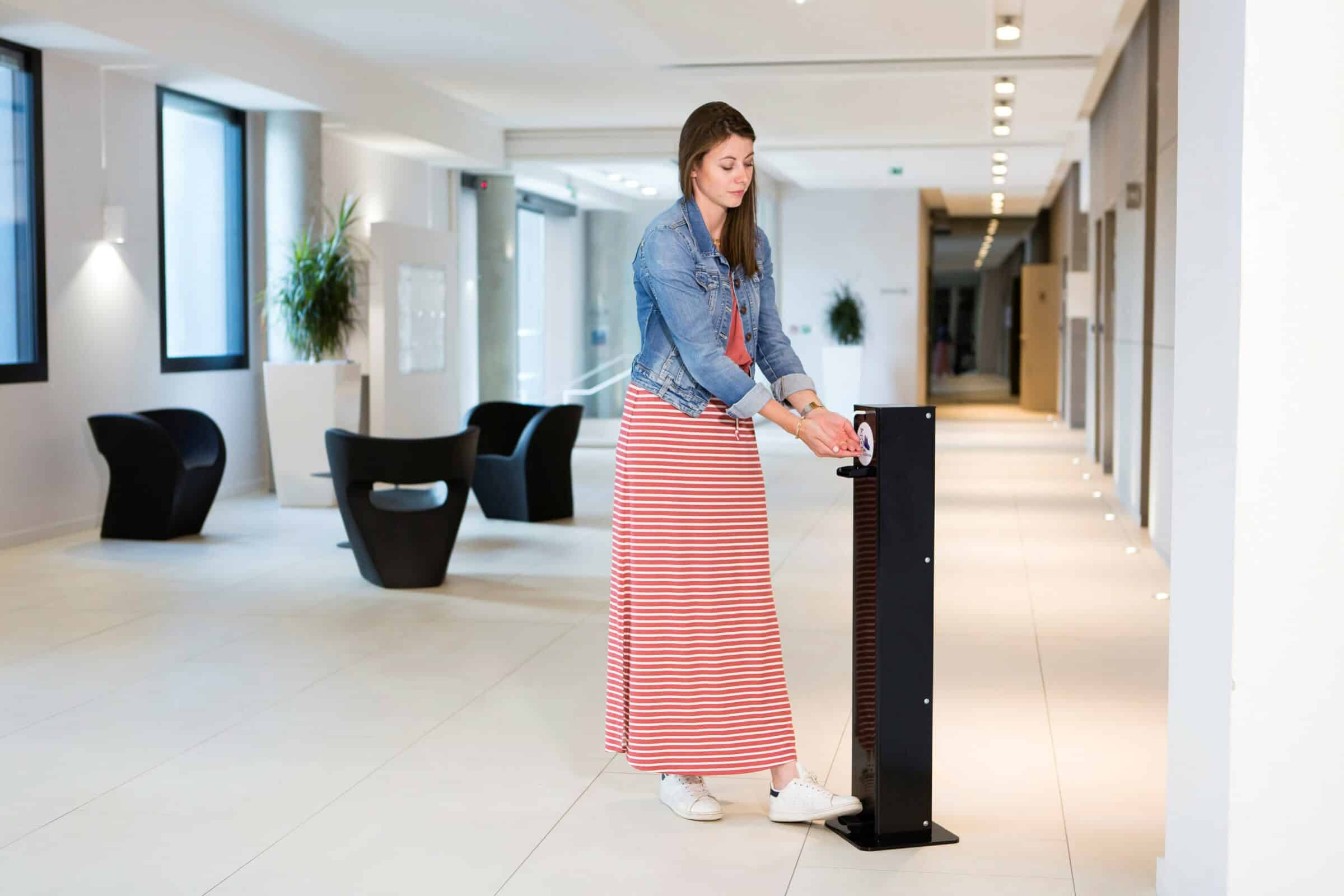 More safety with SAG CARE Gel Dispenser
